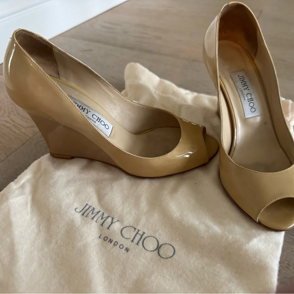 Jimmy Choo Baxen Patent Peep-Toe Wedge Pump size 37.5 Beige color